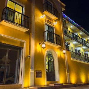 Hotel Rosalía